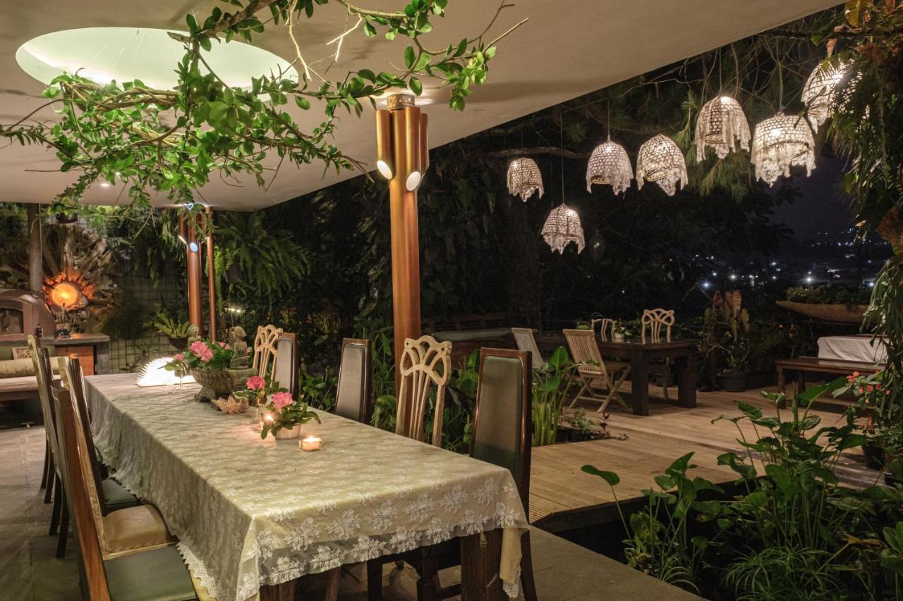 Ruth'S Bed & Breakfast Lembang Luaran gambar