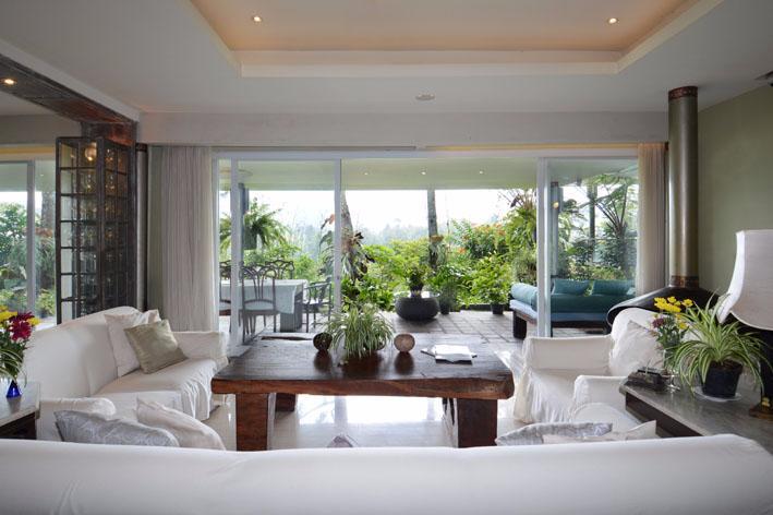 Ruth'S Bed & Breakfast Lembang Luaran gambar