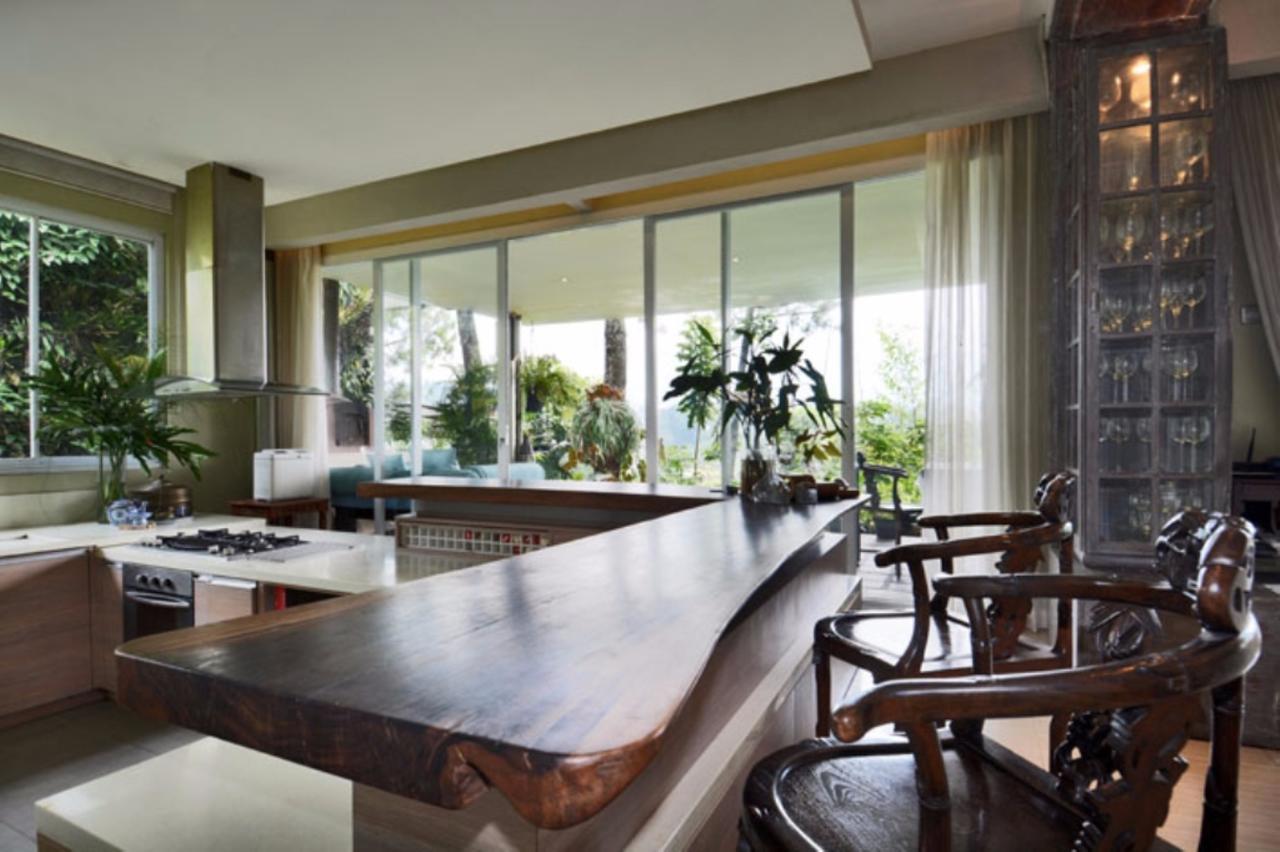 Ruth'S Bed & Breakfast Lembang Luaran gambar